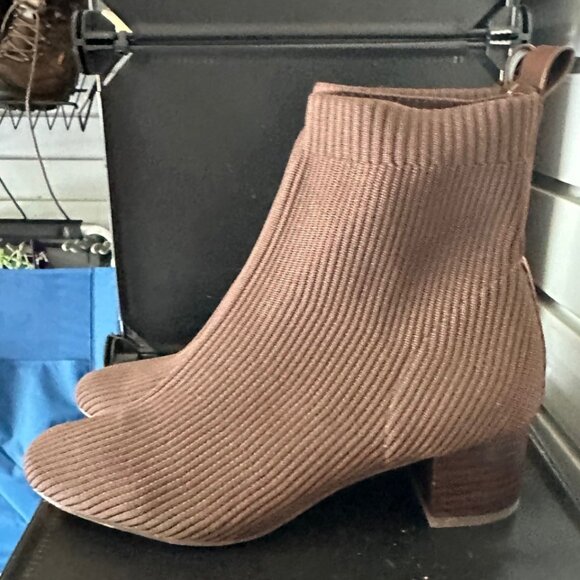Joie Neely Ribbed Knit Sock Ankle Boots Chestnut Brown Size 7 - Picture 1 of 3